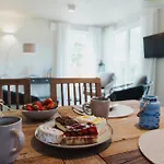Сasa de vacaciones Neu Rügen Resørt Großzügige, Gemütliche Doppelhaushälfte Malte Mit Terrasse