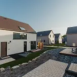 Neu Rügen Resørt Großzügige, Gemütliche Doppelhaushälfte Malte Mit Terrasse * Sagard