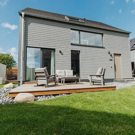 Ferienhaus Neu Rügen Resørt Großzügige, Gemütliche Doppelhaushälfte Malte Mit Terrasse Sagard